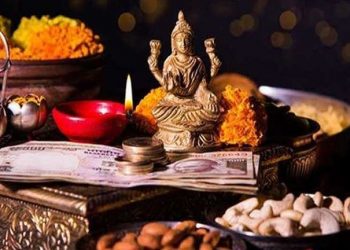 धन्तेरस पुजा लागि सुन,चाँदीका सिक्का किन्नका लागि बाक्लो भीड