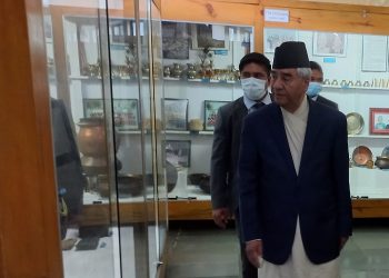 प्रधानमन्त्री शेरबहादुर द्वारा अन्तर्राष्ट्रिय पर्वतीय सङ्ग्रहालयको अवलोकन